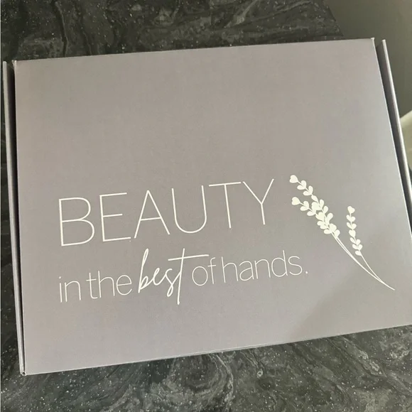 Lux Diamond Microfiber Bathrobe - Picture 4 of 5